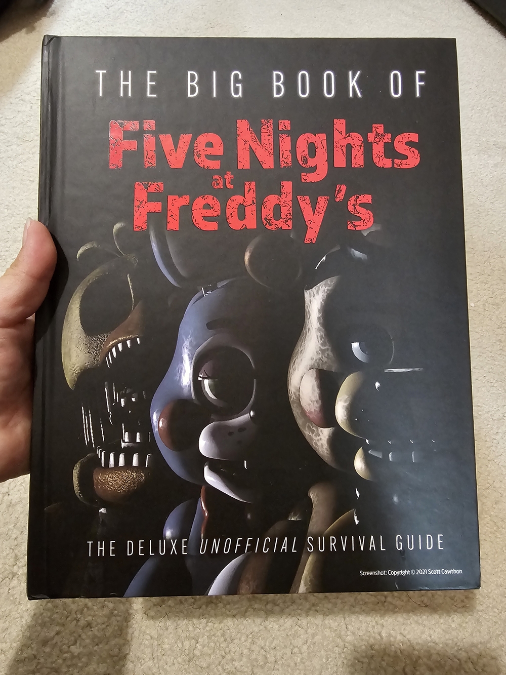 Five Nights at Freddy's Deluxe Survival Guide - Black & Red Cover